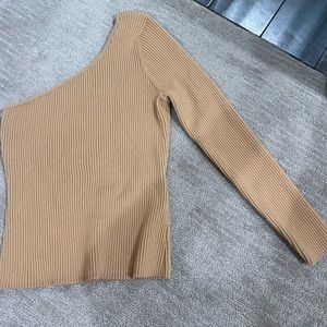 one shoulder knitted shirt